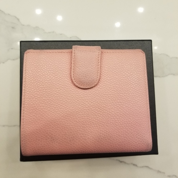 🔥SOLD Auth CHANEL Baby Pink Caviar wallet - Picture 7 of 12